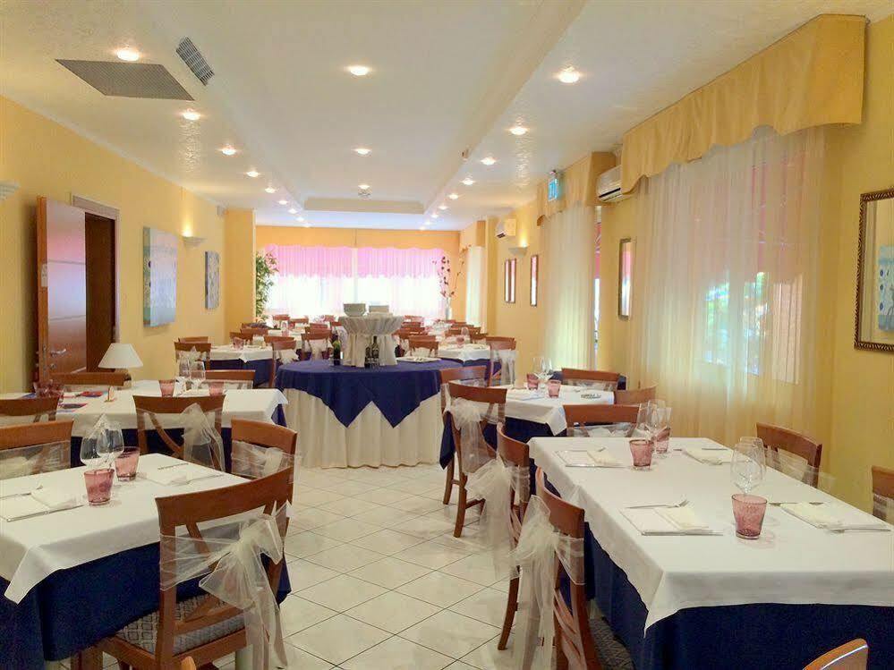 Hotel Rex Caorle Ngoại thất bức ảnh